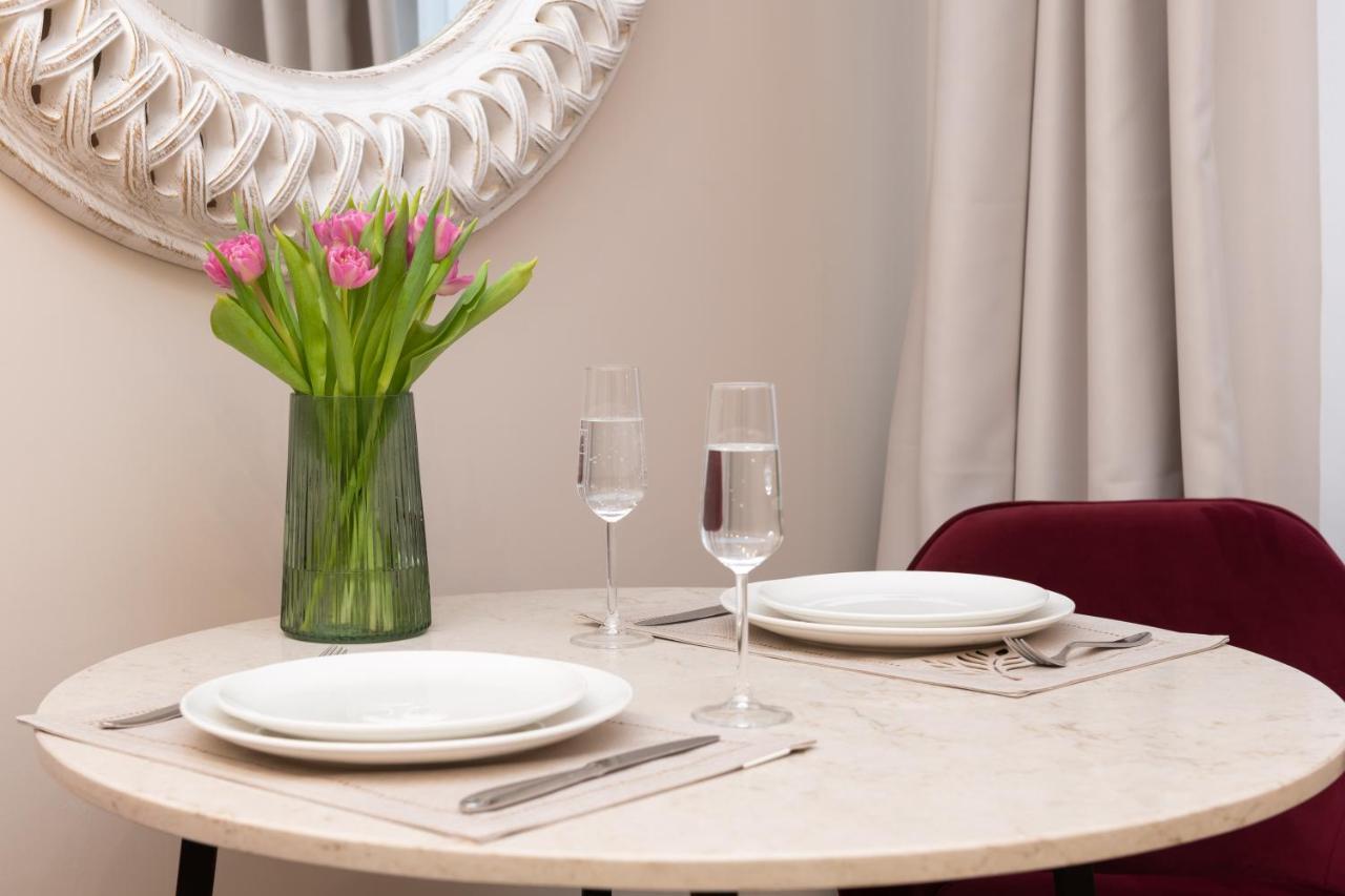Hotel Meltzer Apartments Tallinn Extérieur photo